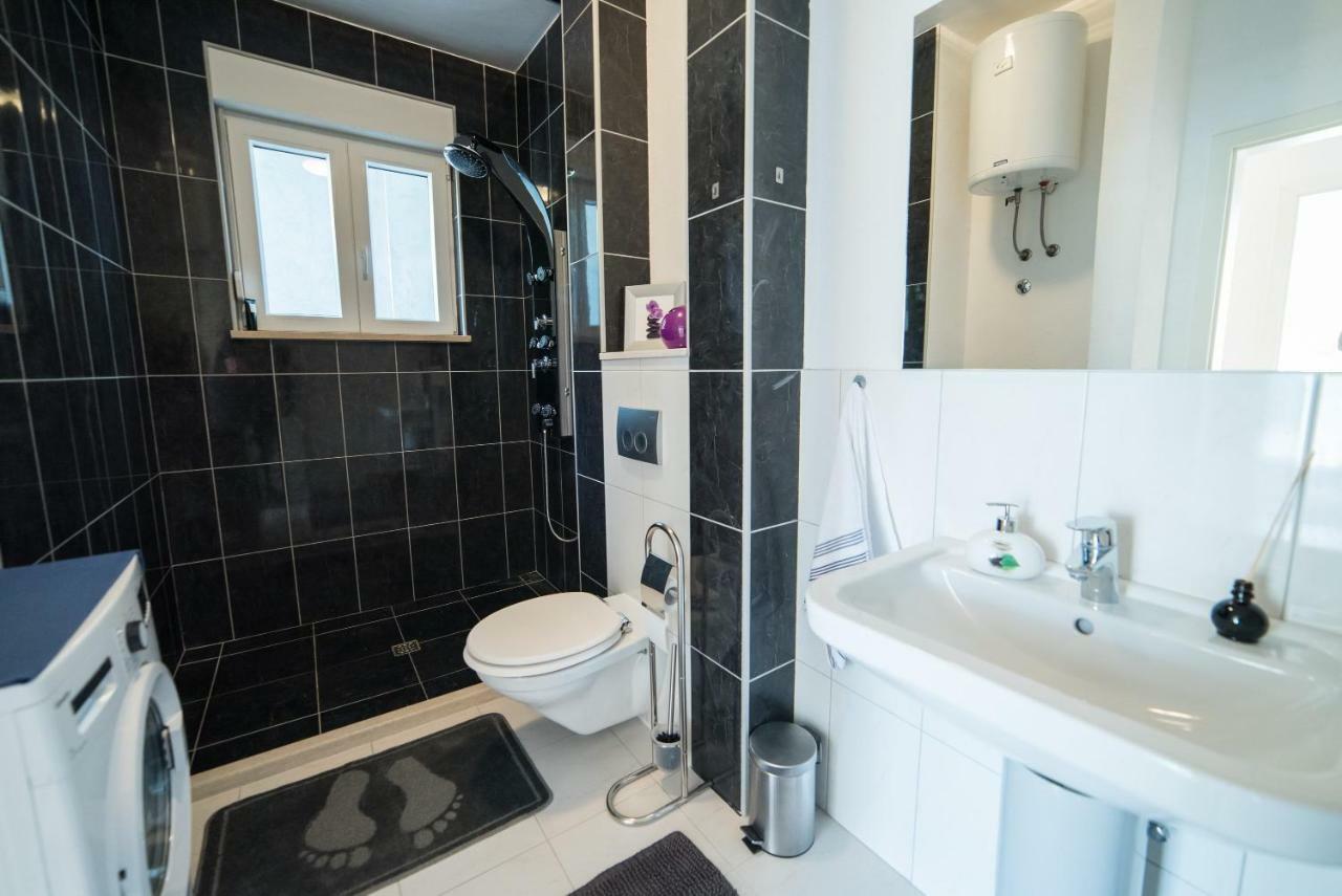 De Luxe Apartment Mediteran 1**** Zaton  Bagian luar foto