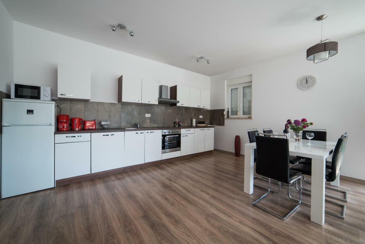 De Luxe Apartment Mediteran 1**** Zaton  Bagian luar foto